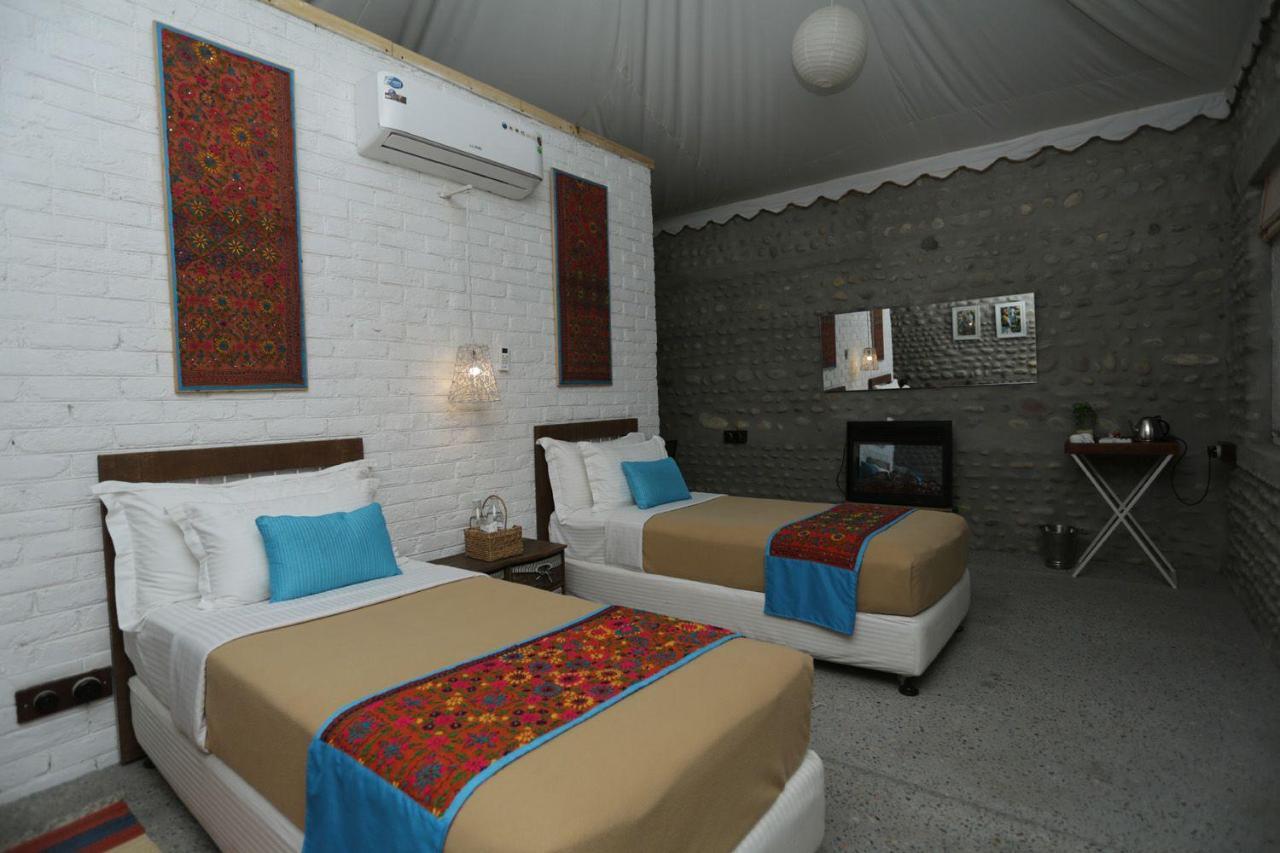Anand At The Satluj Hotel Anandpur Sāhib Exterior foto